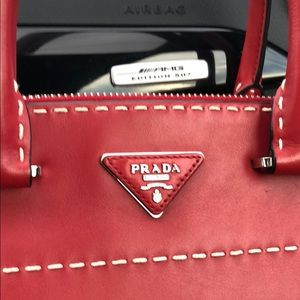 Meet your Posher, Kara